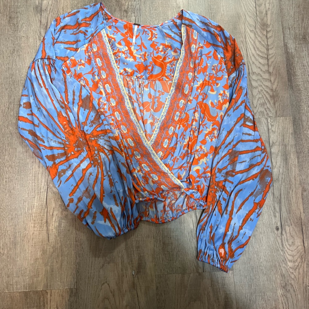 Free people flowy shirt